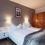 Hotell Kurhaus Lenzerheide