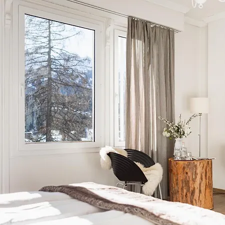 Kurhaus 3*