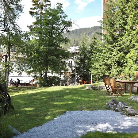 Hotel Kurhaus 3*