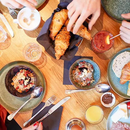 Ξενοδοχείο Kurhaus 3*